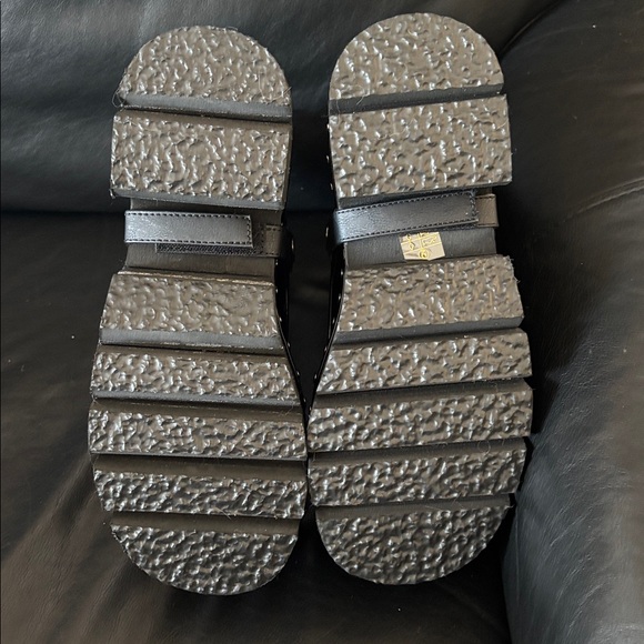 Demonia Ashes 100 Black Patent Faux Leather Combat Boots w/Silver Zipper Sz 9 - Picture 11 of 11